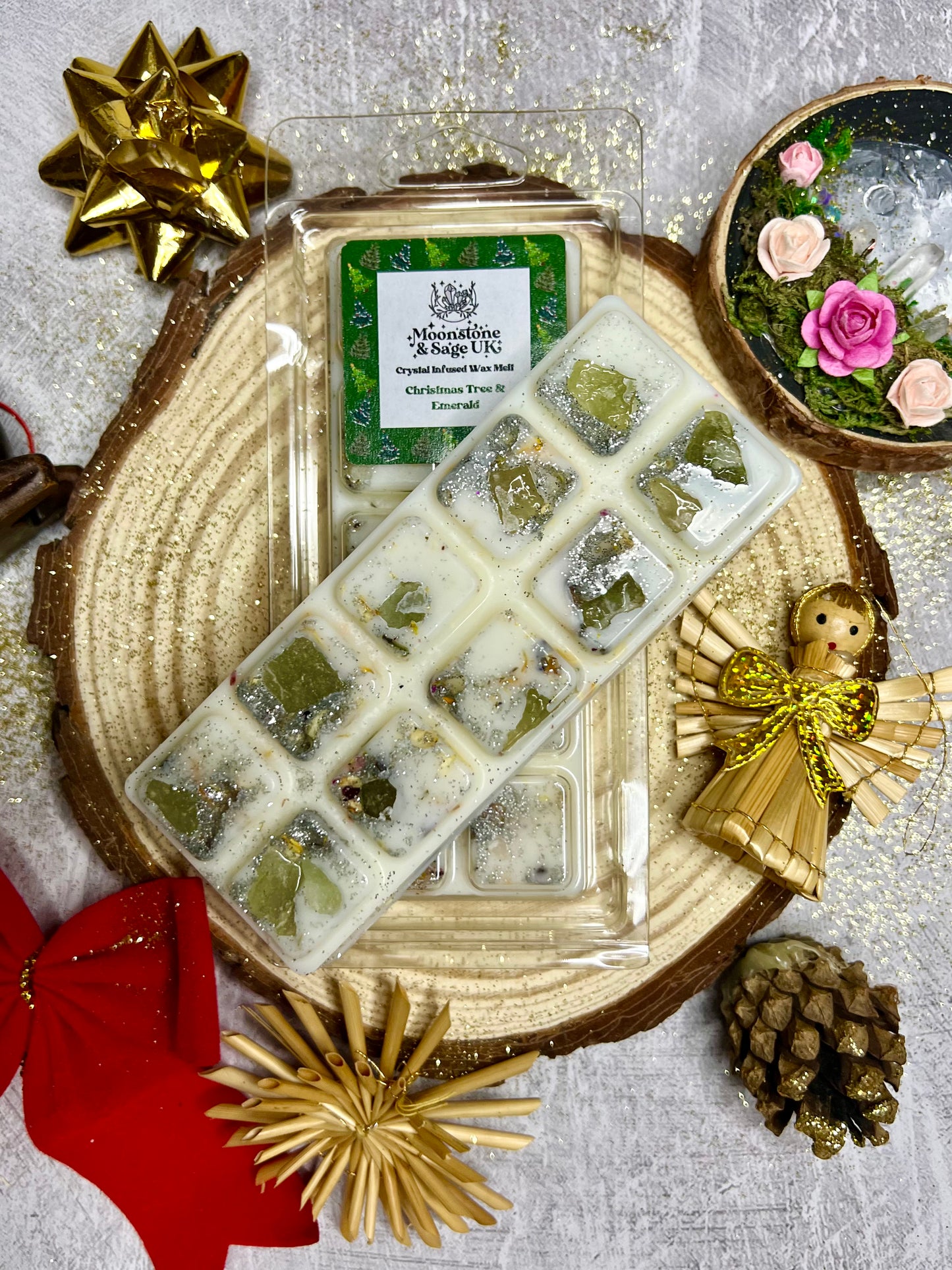 CHRISTMAS TREE Crystal Infused Wax Melt Snap Bar with Emerald Chips.